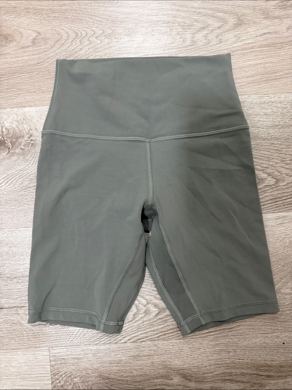 lululemon athletica Olive Green High-Rise Bike Shorts Size 4